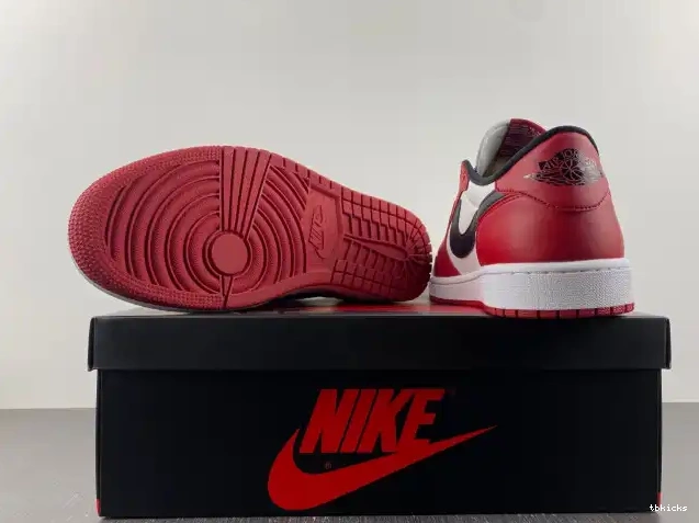 Rep TB 705329-600 Chicago Jordan Air Retro Low 1 0513